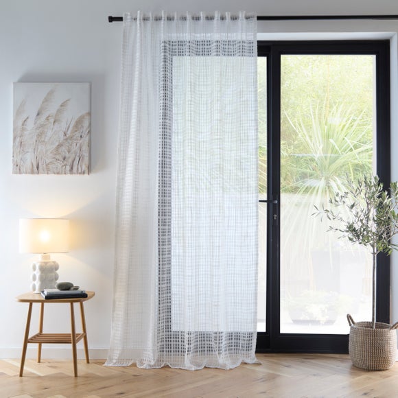 Carousel navigation image position 2 of 4