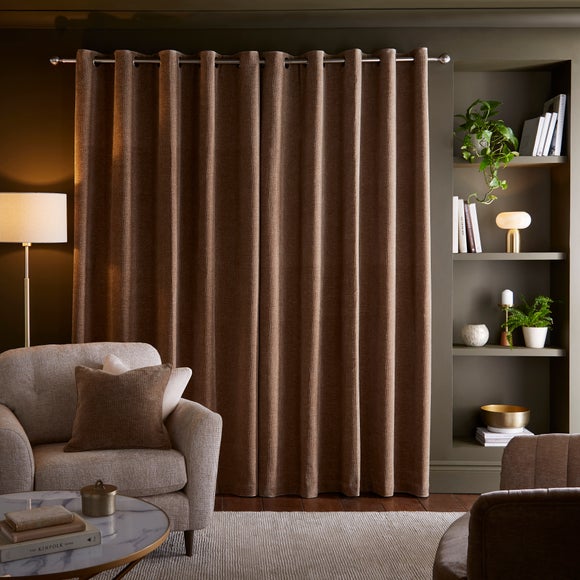 Carousel navigation image position 4 of 6