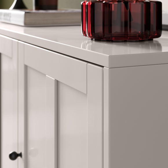 Carousel navigation image position 5 of 9