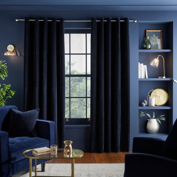 Carousel navigation image position 2 of 6