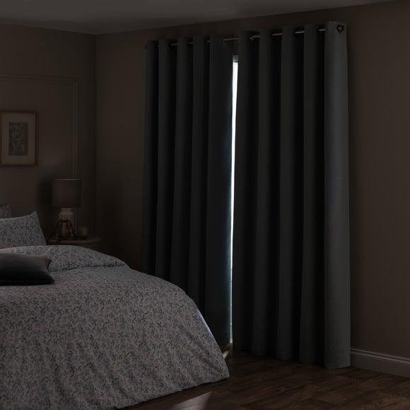 Carousel navigation image position 5 of 7