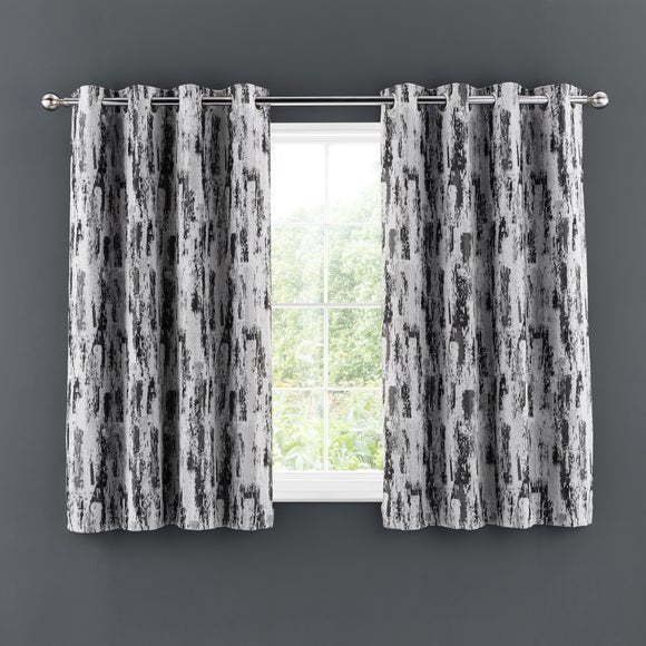 Carousel navigation image position 5 of 8