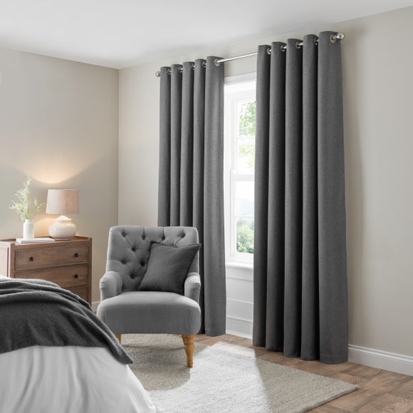 Carousel navigation image position 2 of 7