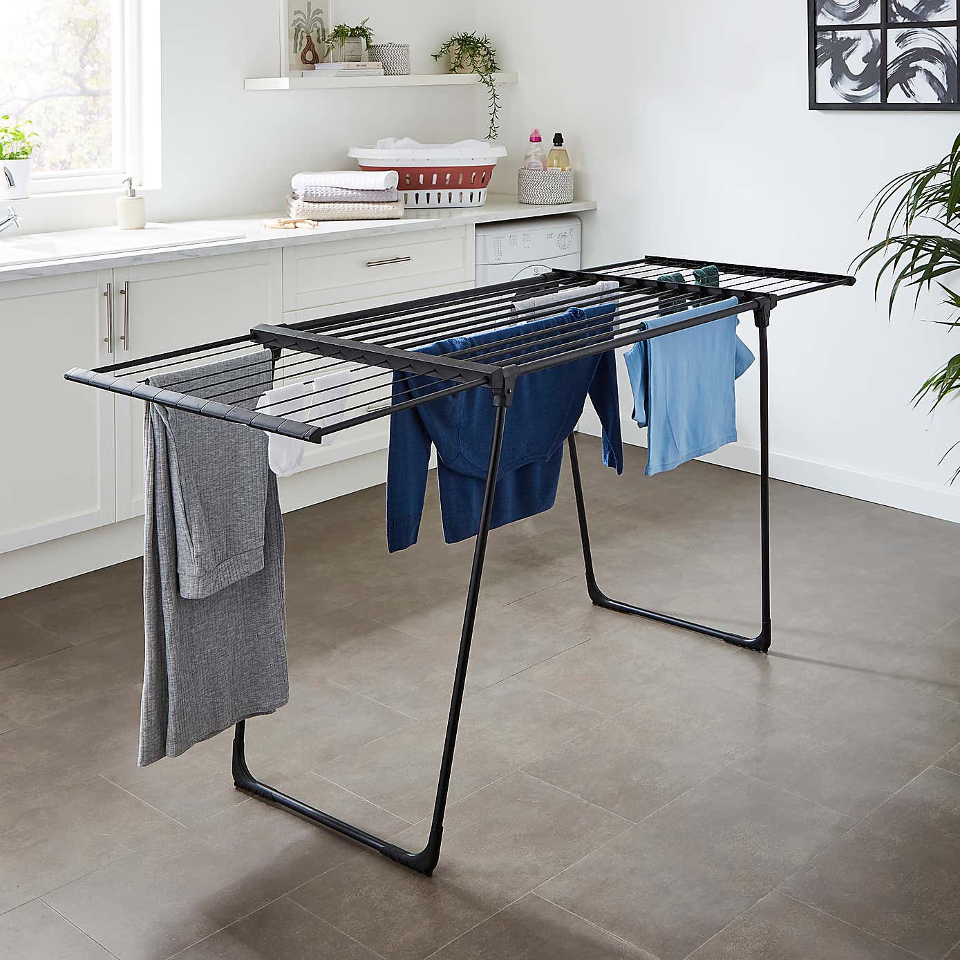 Carousel zoom image position 2 of 2