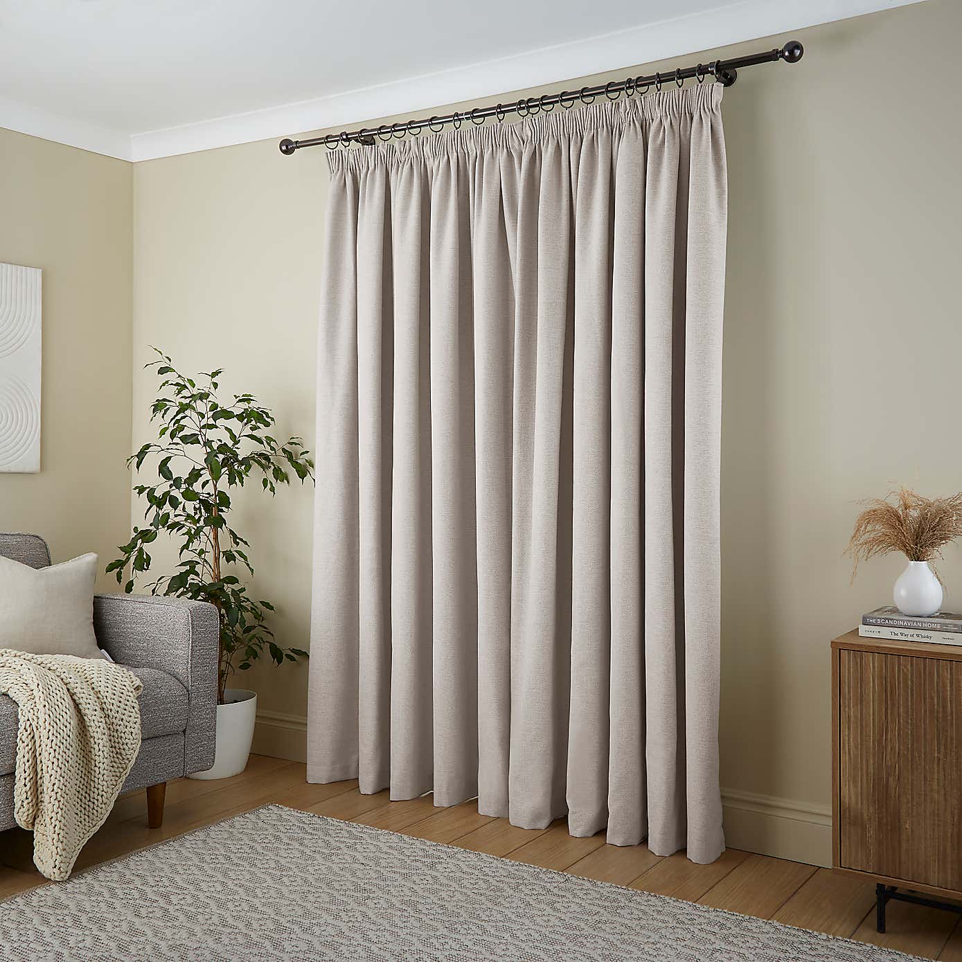 Carousel zoom image position 4 of 5