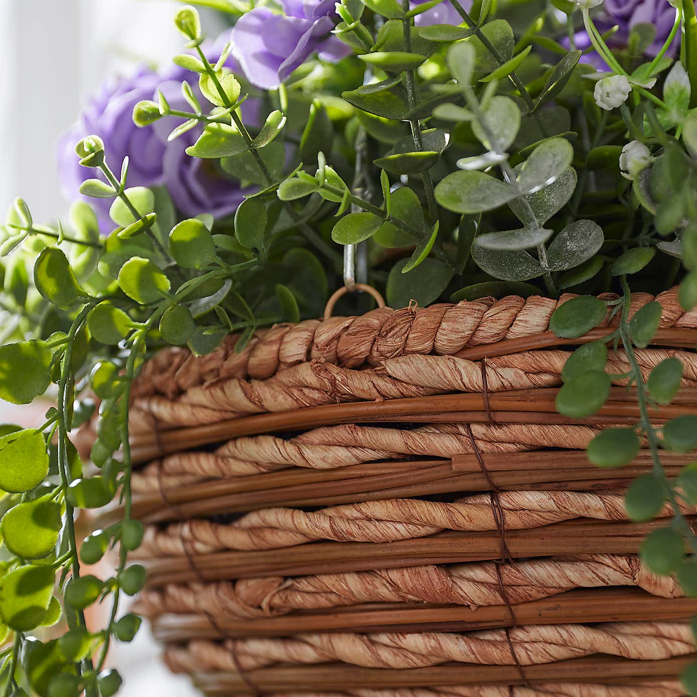 Carousel zoom image position 2 of 2