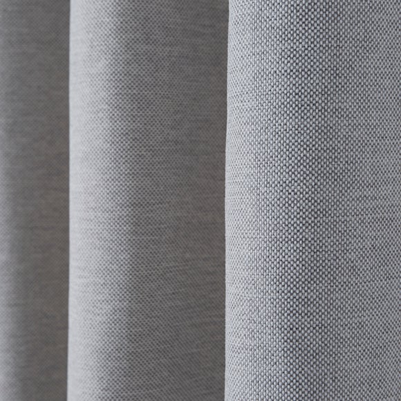 Carousel navigation image position 3 of 6