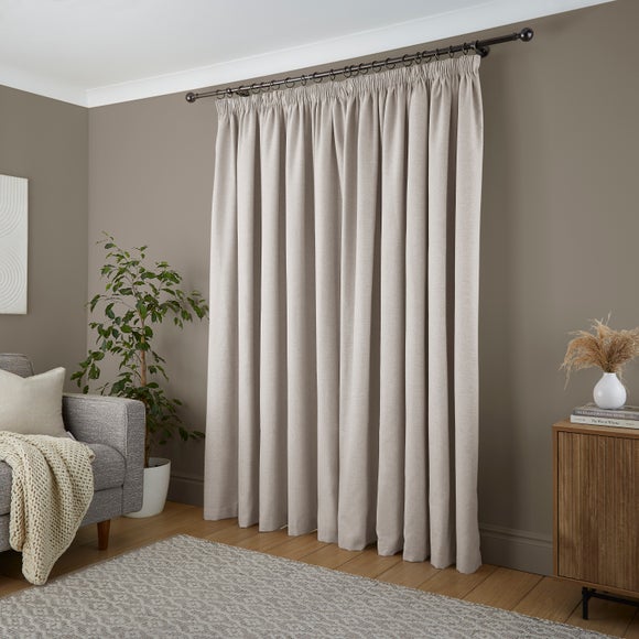 Carousel navigation image position 4 of 6