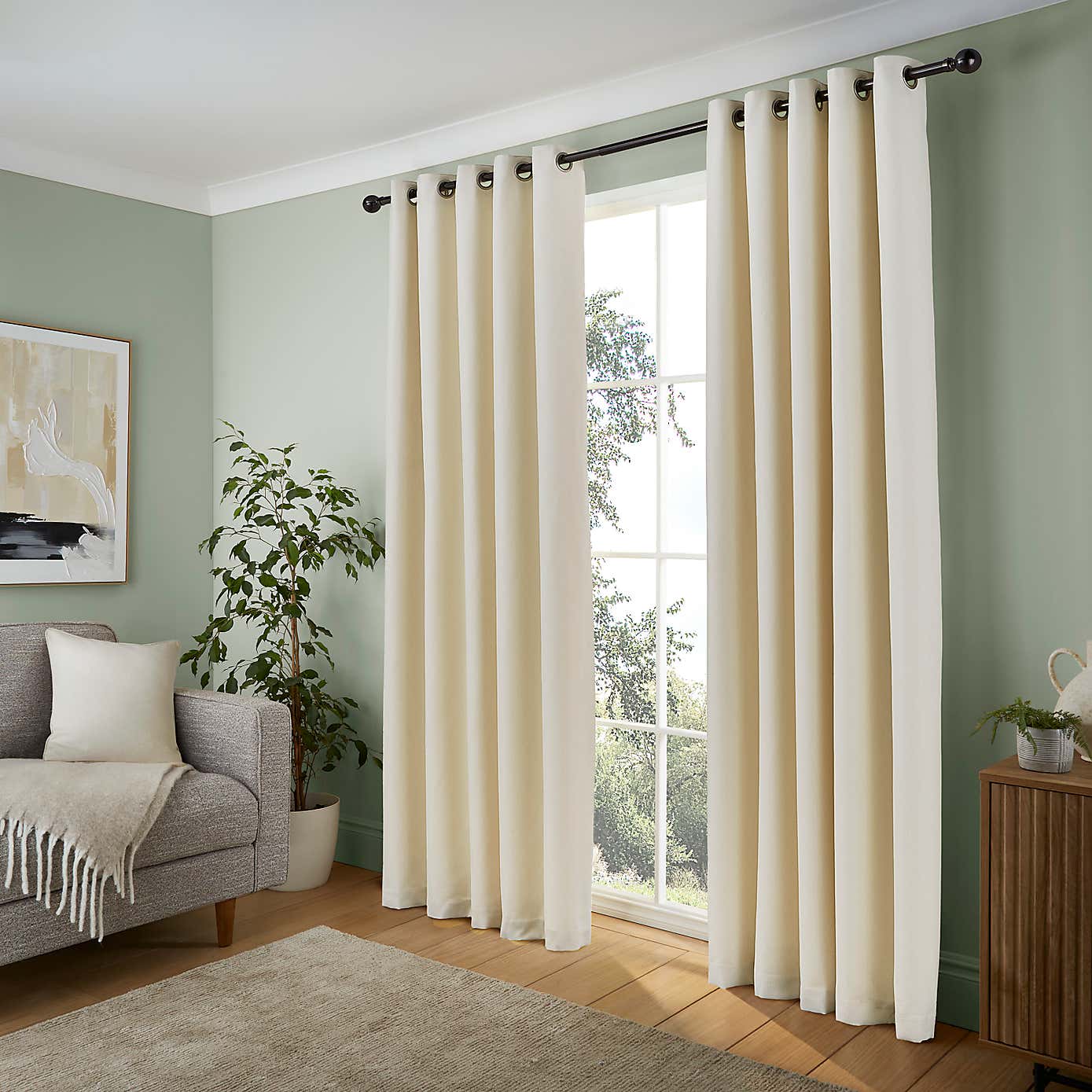 Carousel zoom image position 2 of 5