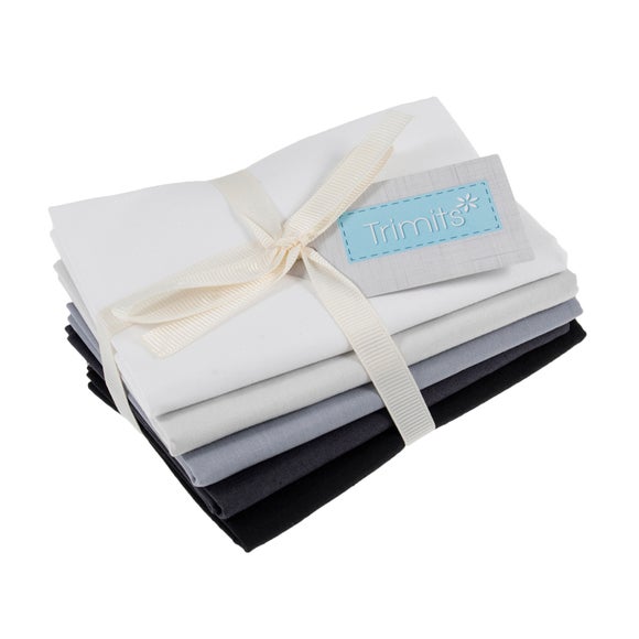 Trimits Set of 4 Mono Fat Quarters