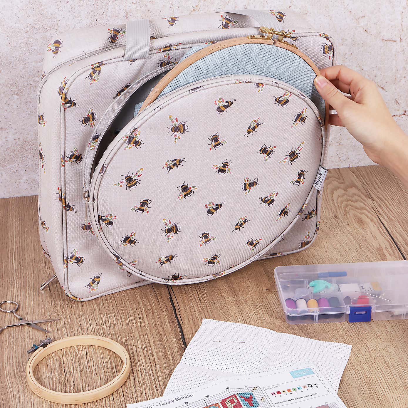 Carousel zoom image position 6 of 7