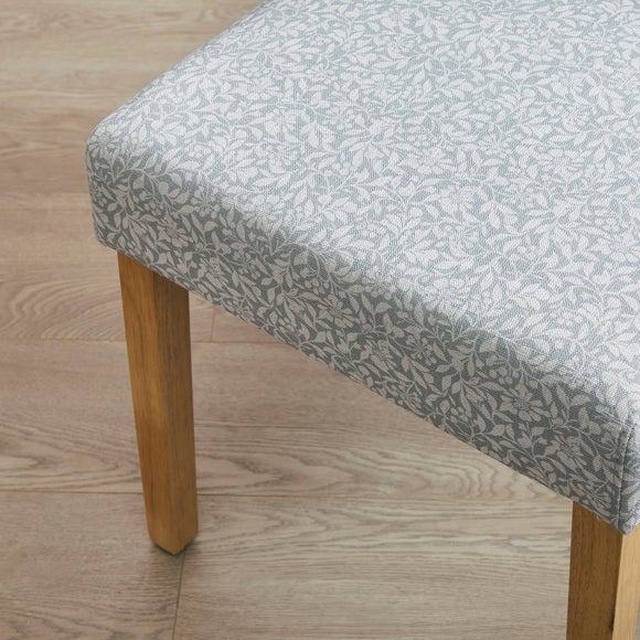 Carousel navigation image position 5 of 10