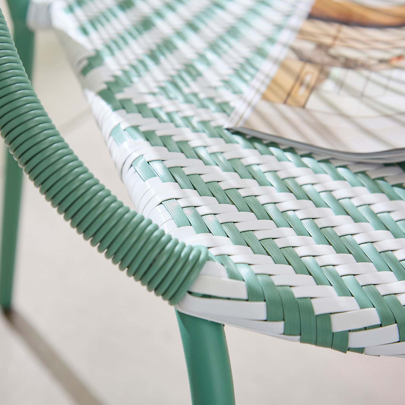 Carousel zoom image position 3 of 3