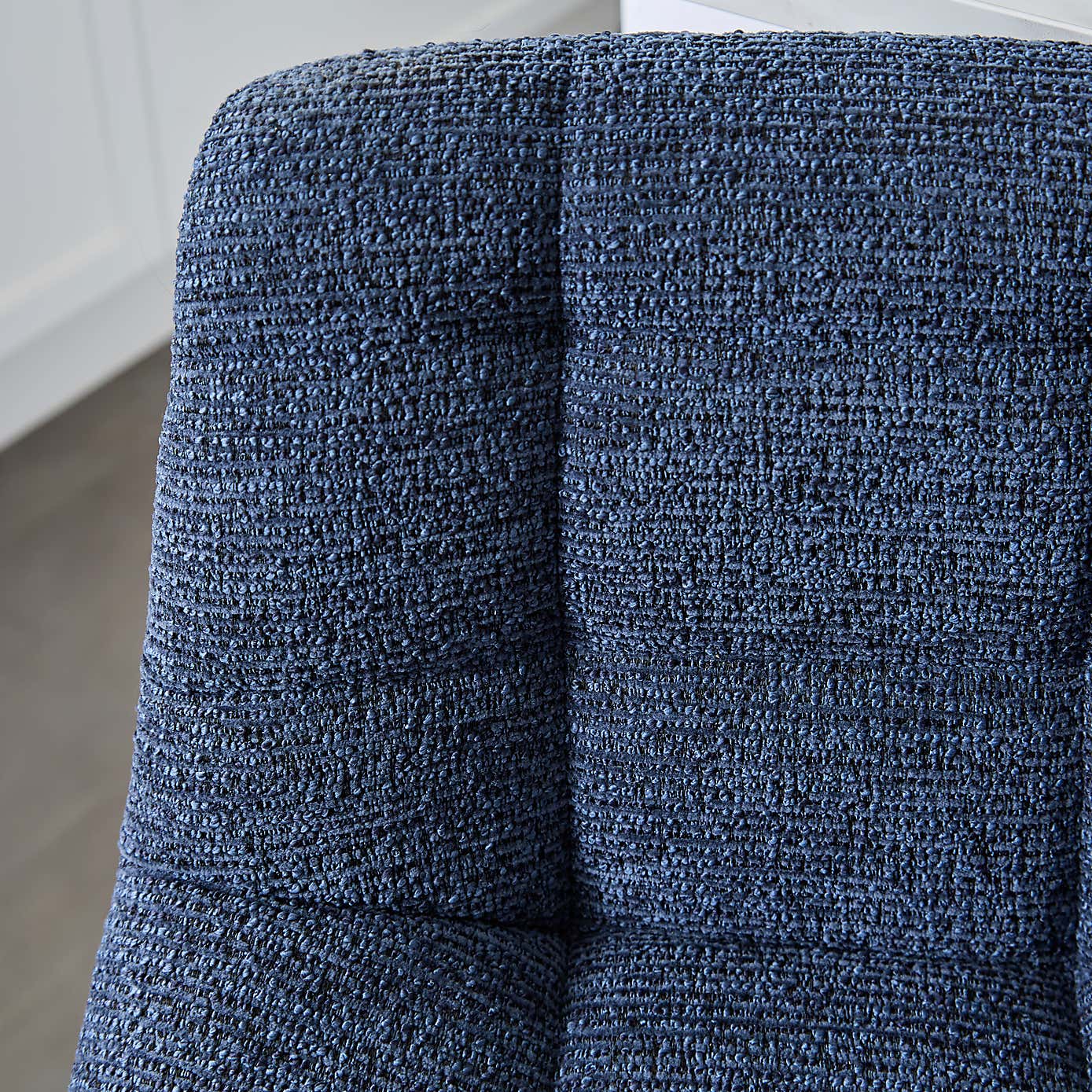 Carousel zoom image position 4 of 7