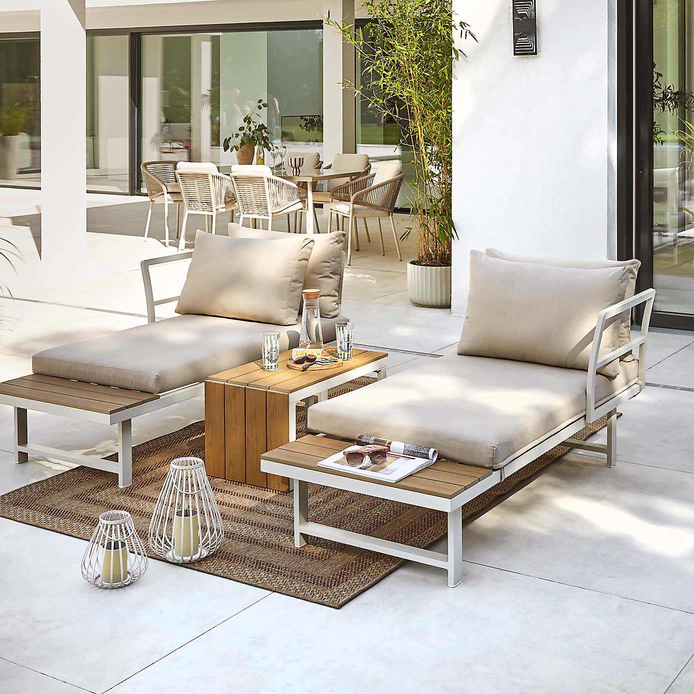 Carousel zoom image position 3 of 10