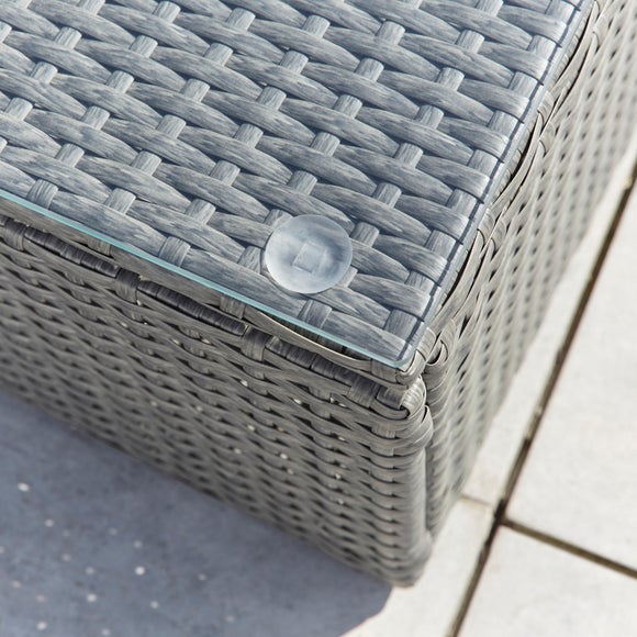 Carousel navigation image position 4 of 10