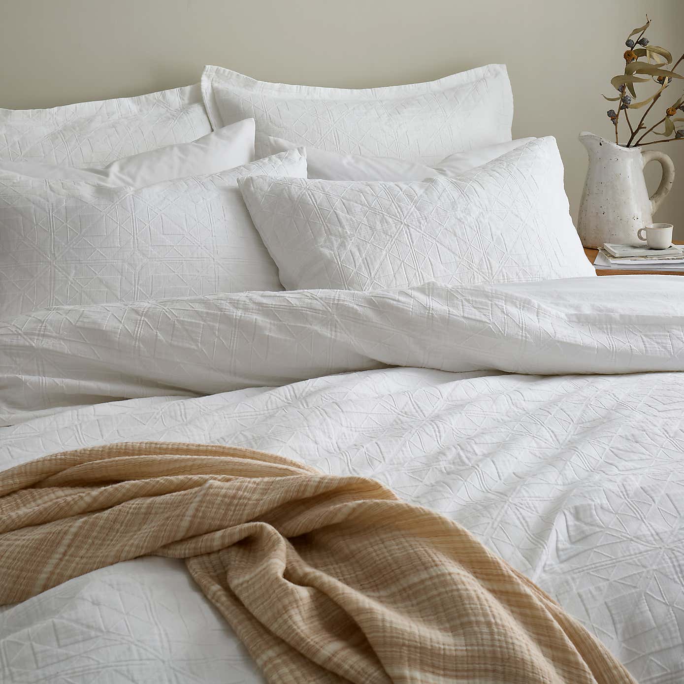 Carousel zoom image position 3 of 5