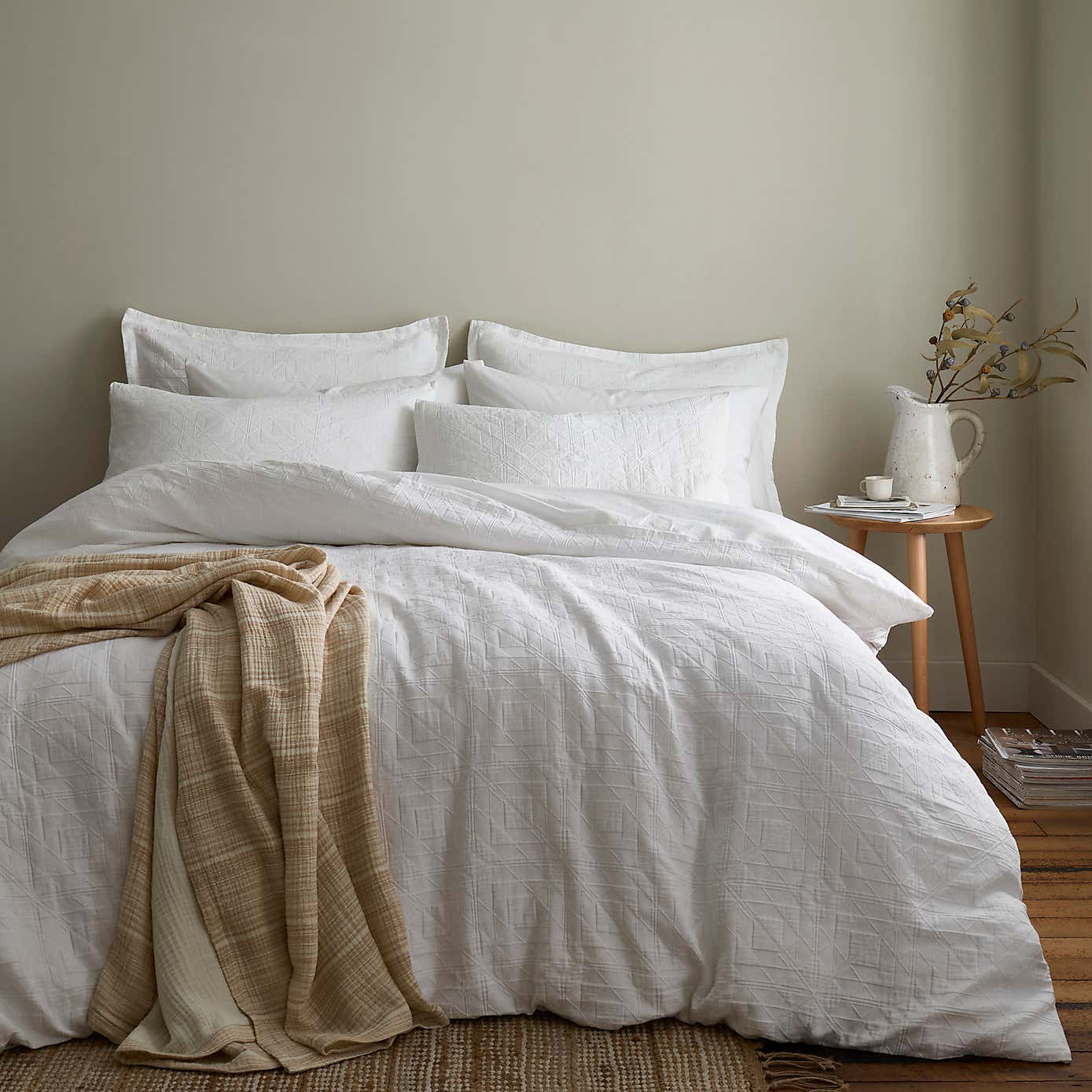 Carousel zoom image position 4 of 5