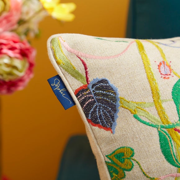 Carousel navigation image position 2 of 4