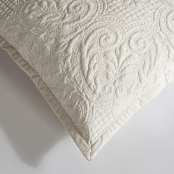 Carousel navigation image position 2 of 3