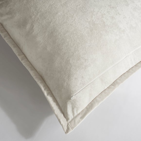 Carousel navigation image position 3 of 3