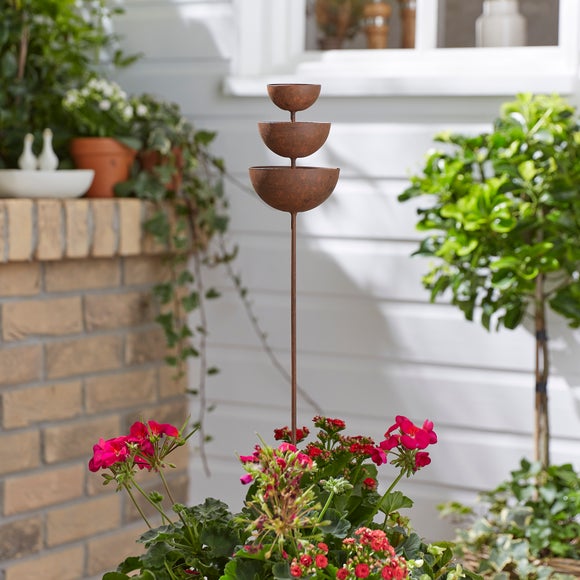 Rain Water Dish Stake