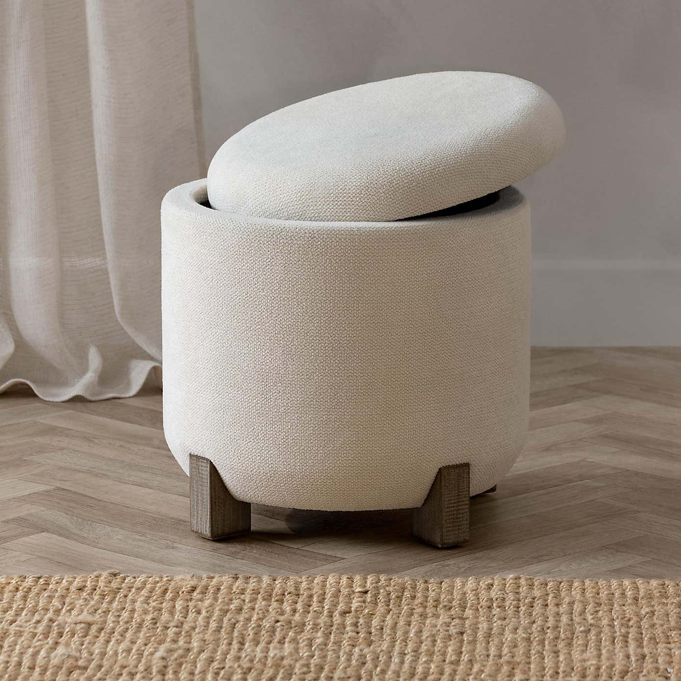 Carousel zoom image position 2 of 5