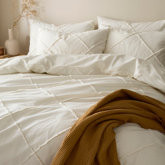 Carousel navigation image position 3 of 4