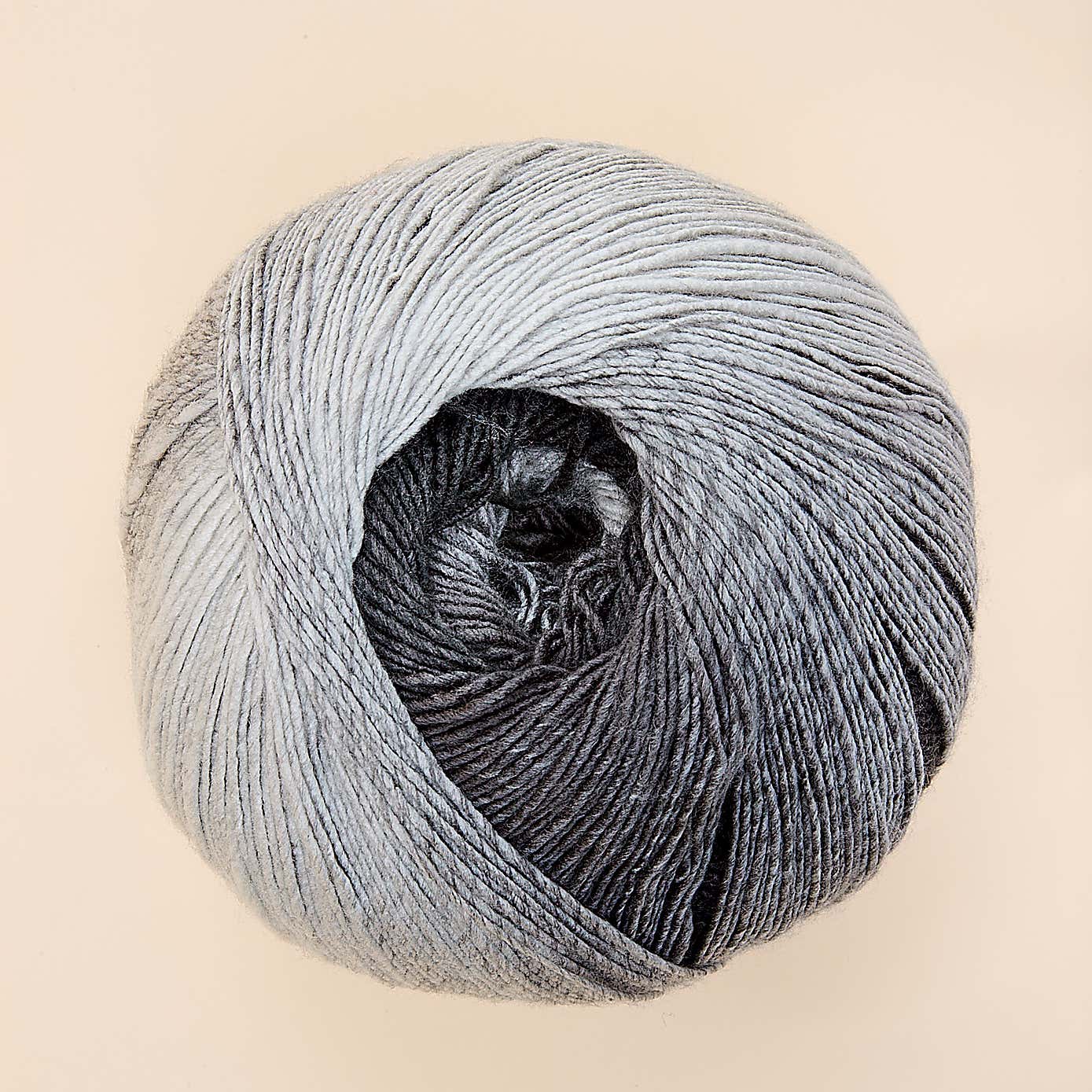 Carousel zoom image position 3 of 3