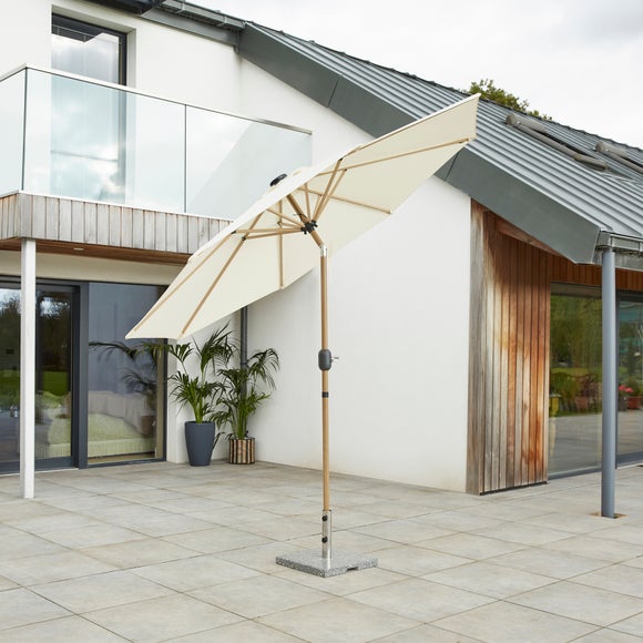 2.7M Parasol With Solar LED Lights