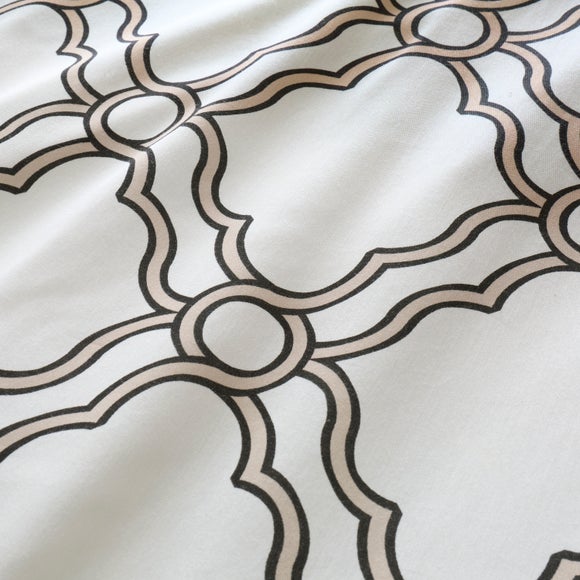 Carousel navigation image position 3 of 5