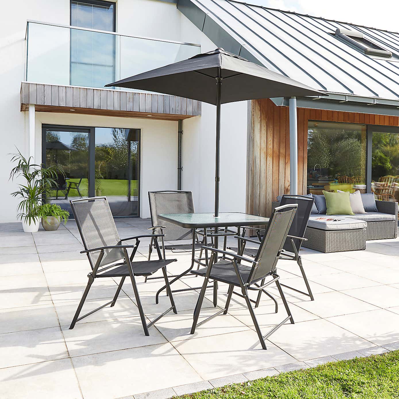 Carousel zoom image position 2 of 9