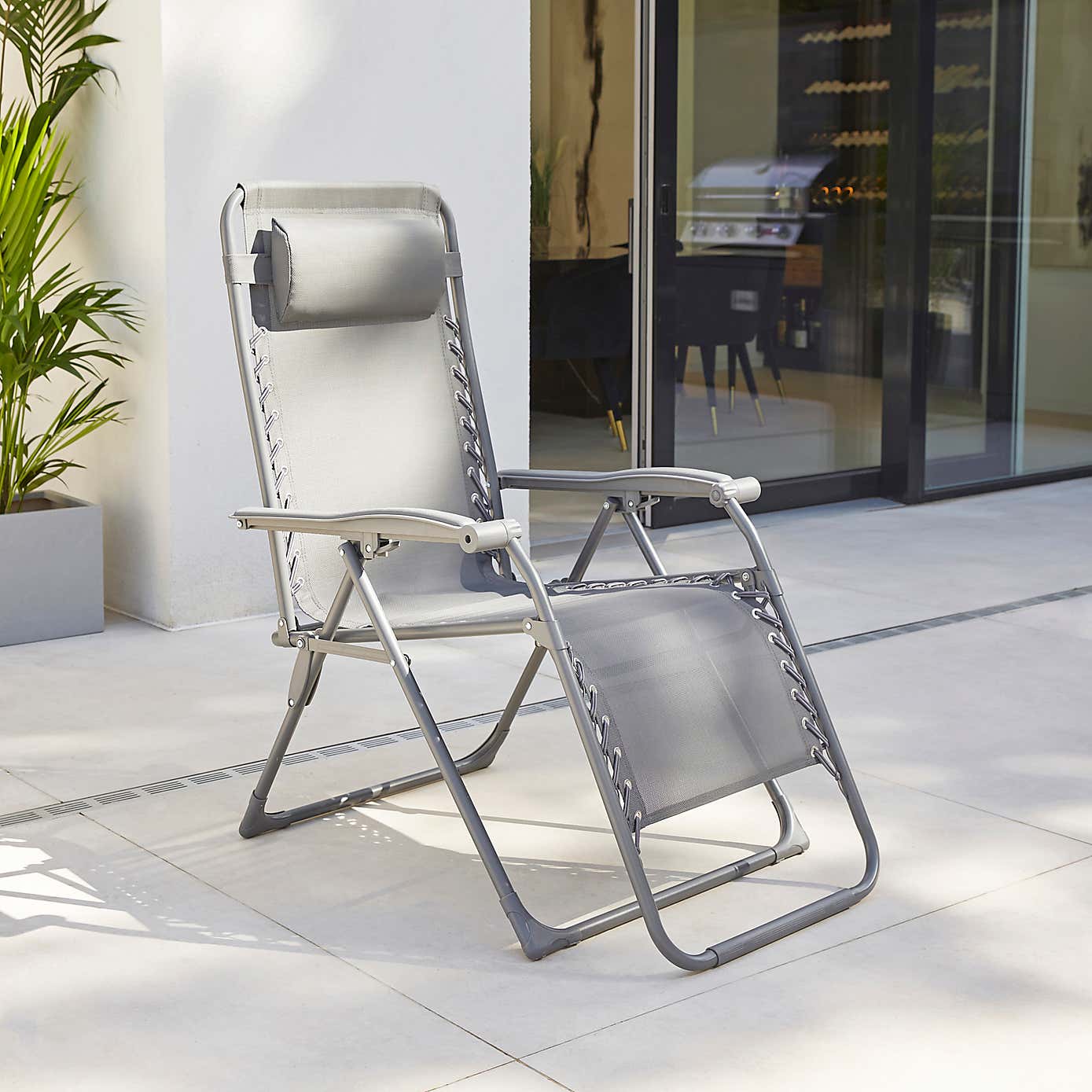 Carousel zoom image position 3 of 6