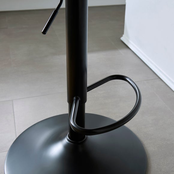 Carousel navigation image position 5 of 7