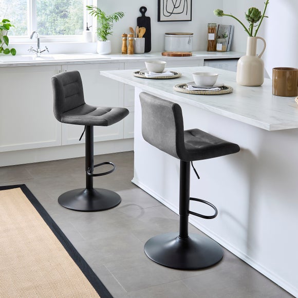 Carousel navigation image position 2 of 7