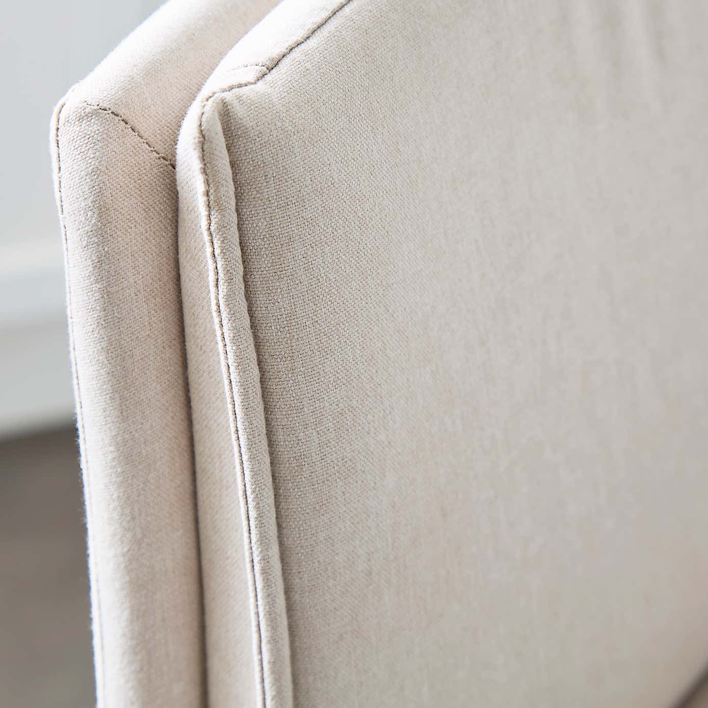 Carousel zoom image position 4 of 7