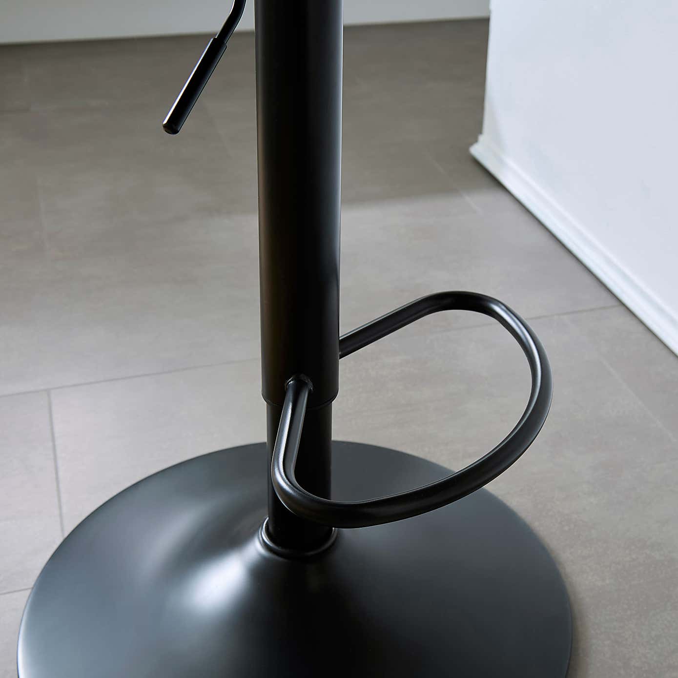 Carousel zoom image position 5 of 7