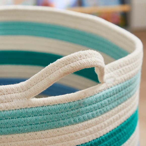 Carousel navigation image position 2 of 3