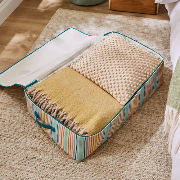 Carousel navigation image position 2 of 3