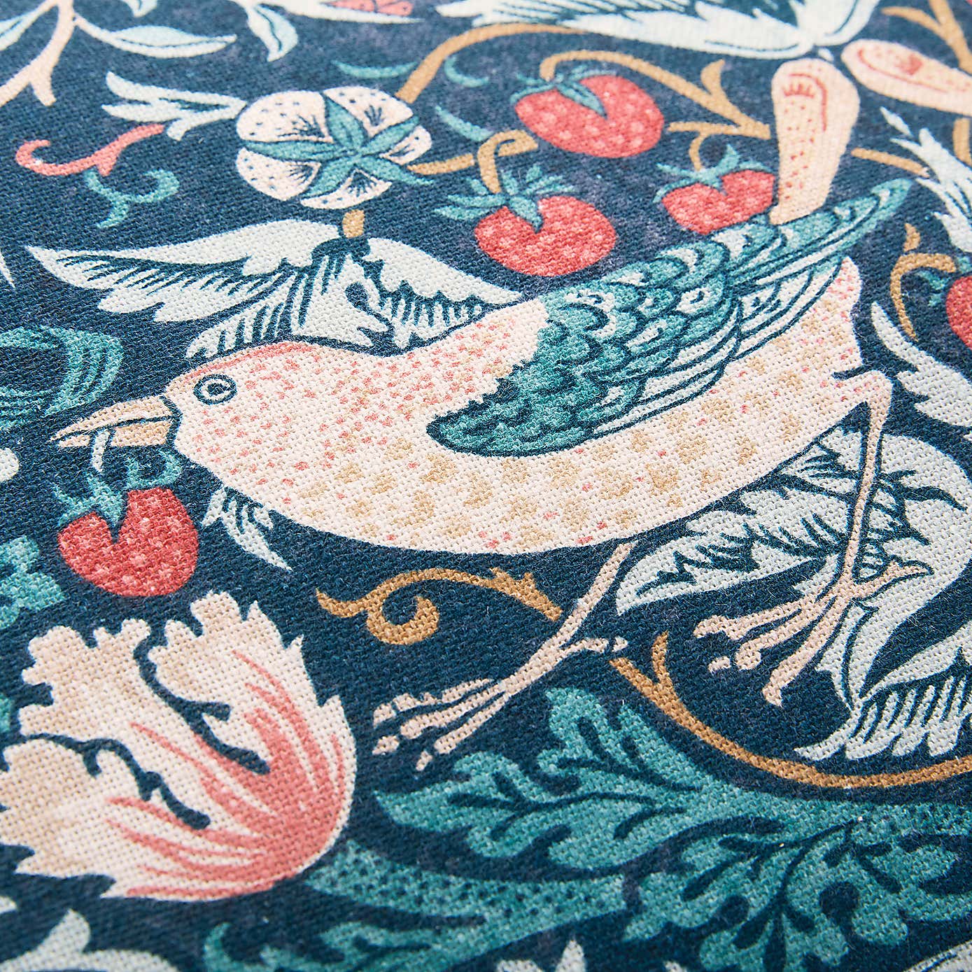 Carousel zoom image position 2 of 7