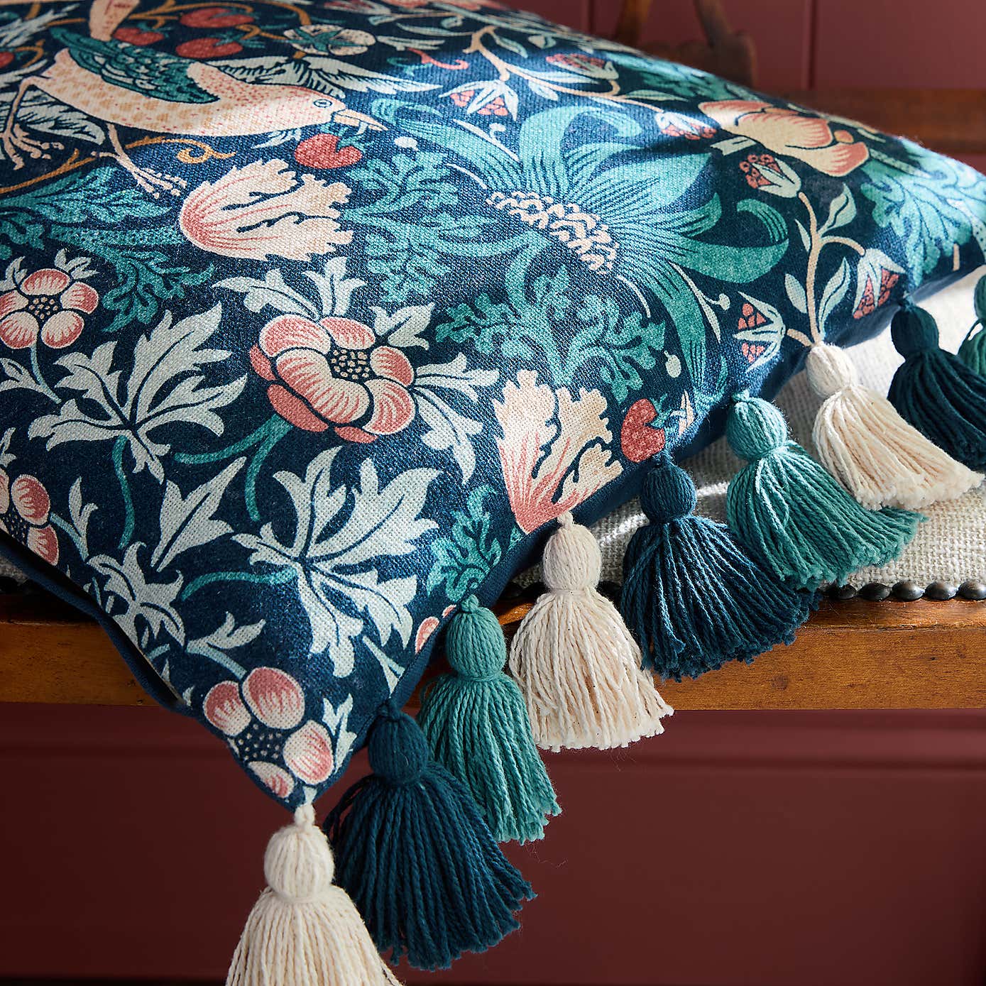 Carousel zoom image position 6 of 7