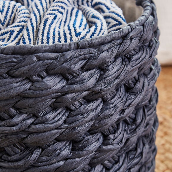 Carousel navigation image position 2 of 3