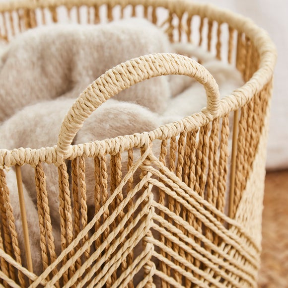 Carousel navigation image position 2 of 3