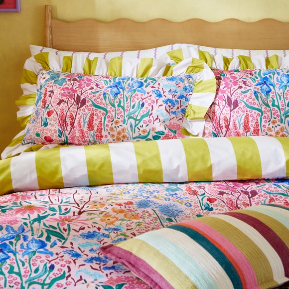 Carousel navigation image position 2 of 7