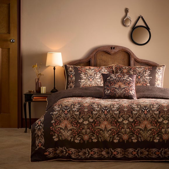 Photo 5 of Appletree Audrey 100 Cotton Sateen Duvet Cover & Pillowcase Set