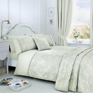 Dreams N Drapes Woven Jasmine Duvet Cover And Pillowcase Set
