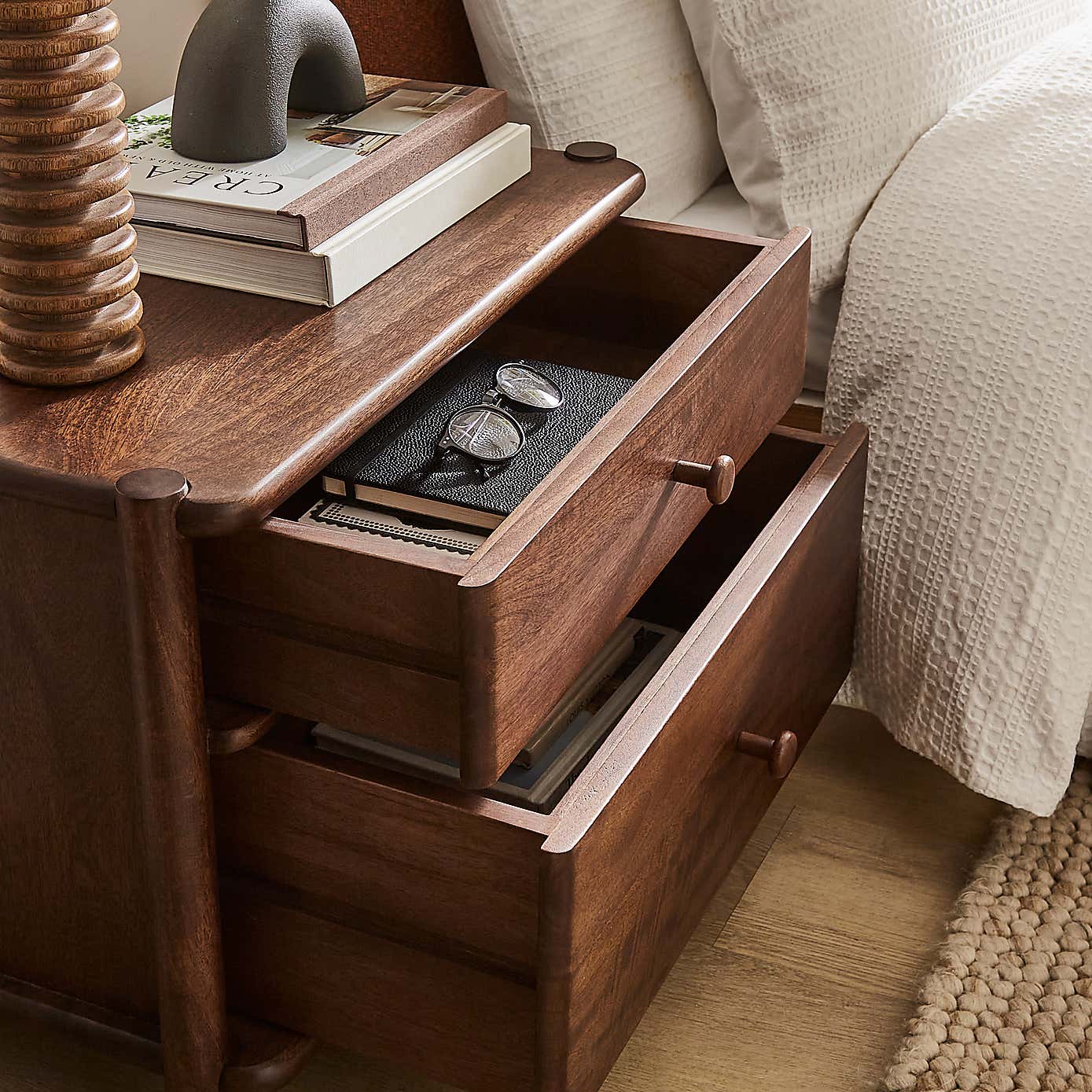 Carousel zoom image position 3 of 8