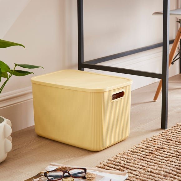 Carousel navigation image position 1 of 3