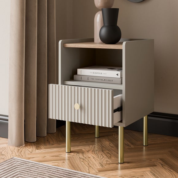 Carousel navigation image position 2 of 8