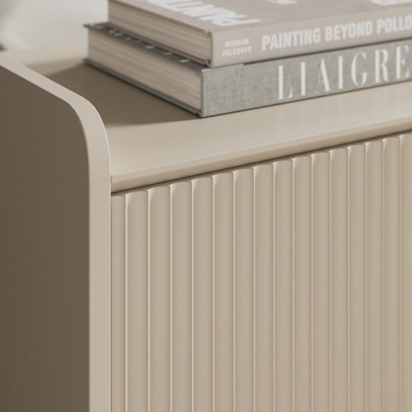 Carousel navigation image position 4 of 7